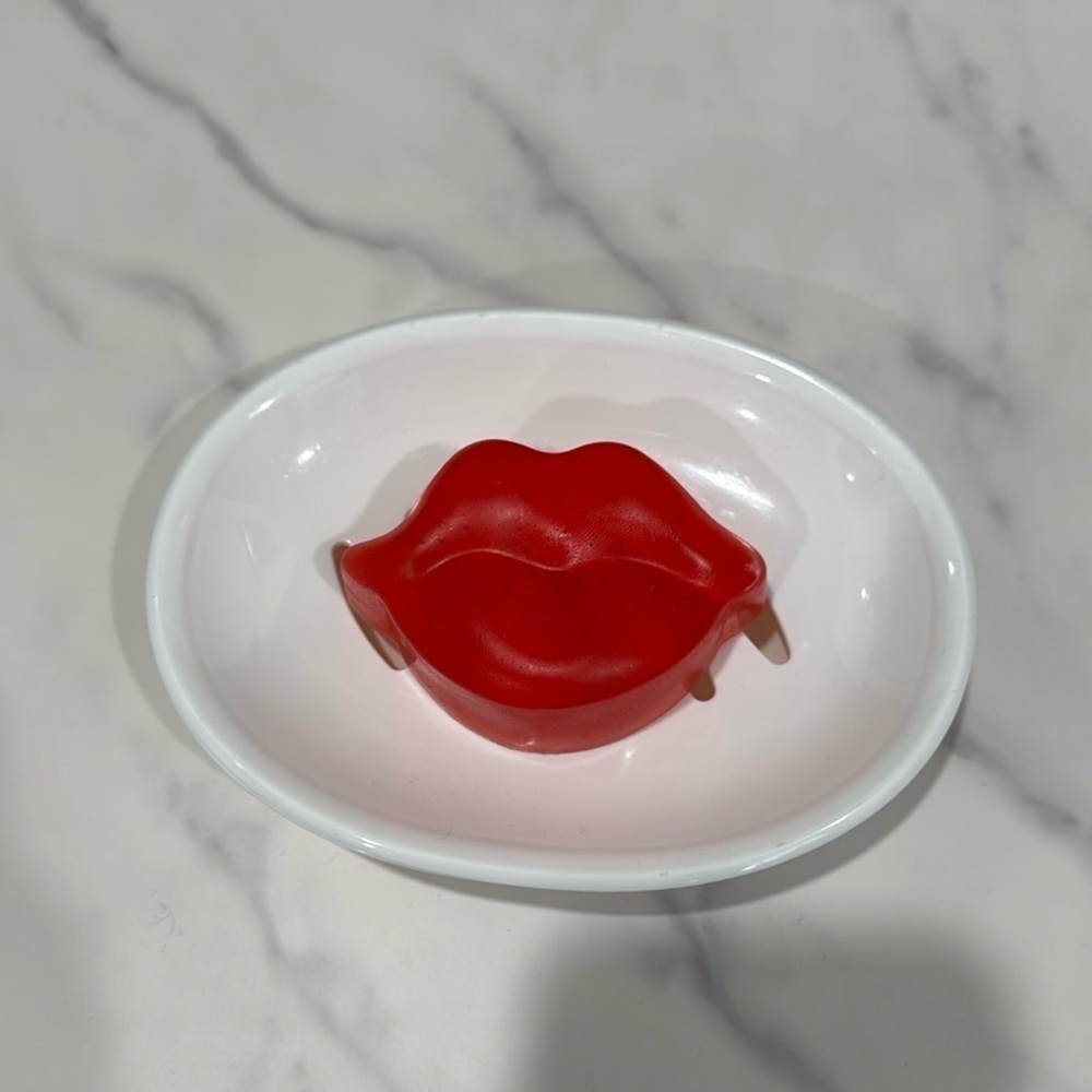 Lip soap bars💋 Set of 3